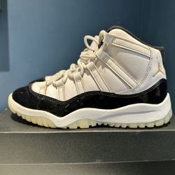 Air Jordan 11 Size 2Y