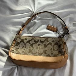 vintage coach y2k monogram baguette 🤎
