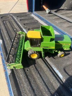 Vintage John Deere Combines by Ertl