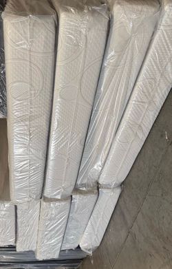 White memory form twin size only