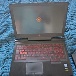 HP OMEN 15 Gaming Laptop i7-7700HQ GTX 1050 4GB 8GB RAM 1TB HDD Windows 10
