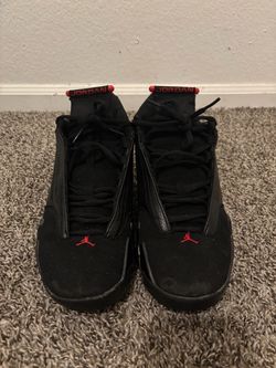 Jordan 14 beaters sz 9.5