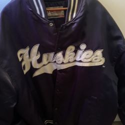 UCONN Huskies Starter Jacket Xl