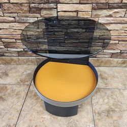 Round End Table with Tempered Glass