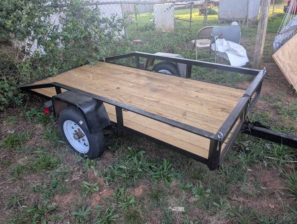 Utility Trailer – Solid Steel Frame