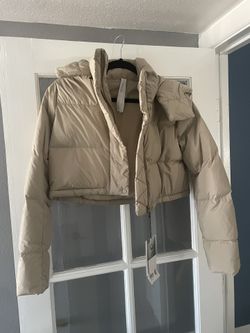 Lululemon Wunder Puff Super Cropped Jacket Size 4 Trench 