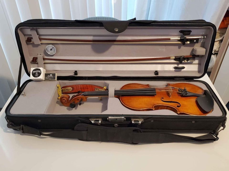 EXCELLENT CONDITION Batoni Stradivari Replica Superior Hand Crafted 4/4 Concert Violin, Made in 2014