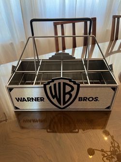Rare Warner Bros Studio Metal Milk Wine Carrier Bottle Storage Crate Caddy Decor