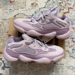 YEEZY SALE SIZE 9.5