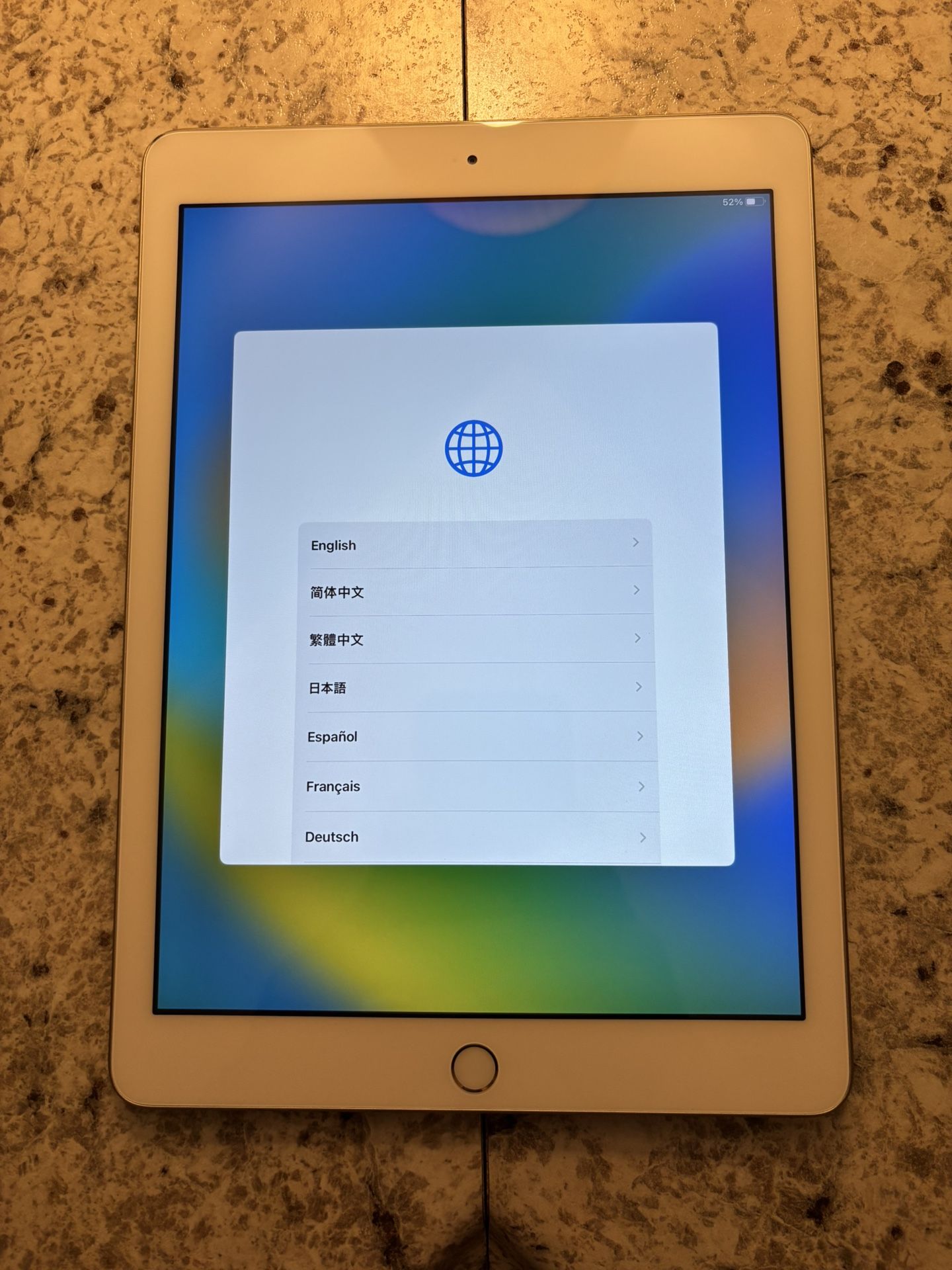 Apple iPad (5th Generation)