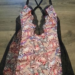 New Womens Size Medium Victorias Secret Lingerie Slip Night Gown Sleepwear