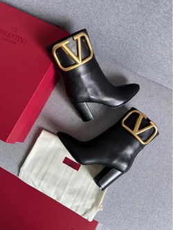 Valentino Women’s Boots With Box 2026 New