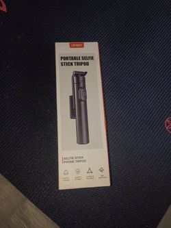Portable selfie stick tripod