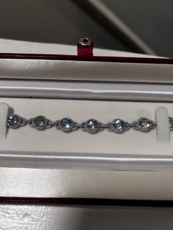 14K Aquamarine and Diamond Bracelet