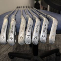 Classic Wilson 2000 Aggressor Iron Set 3-PW (MISSING 5 IRON)