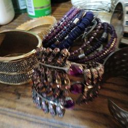 Bulk Or By The Piece Quality Costume You Need Jewelry