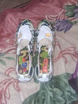 Bape predator cleats size 8