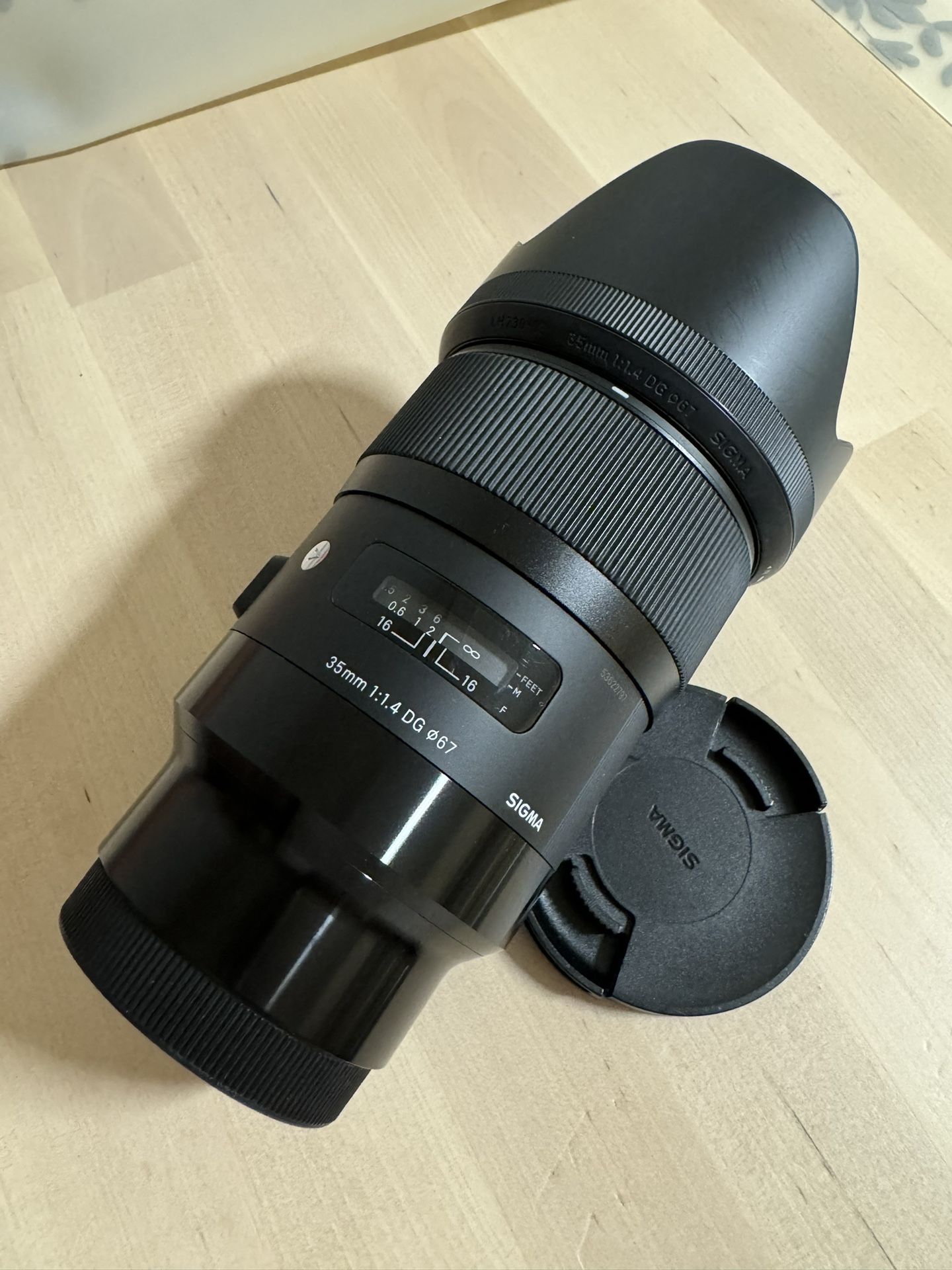 Sigma 35mm f/1.4 DG HSM ART Lens for Sony E-mount