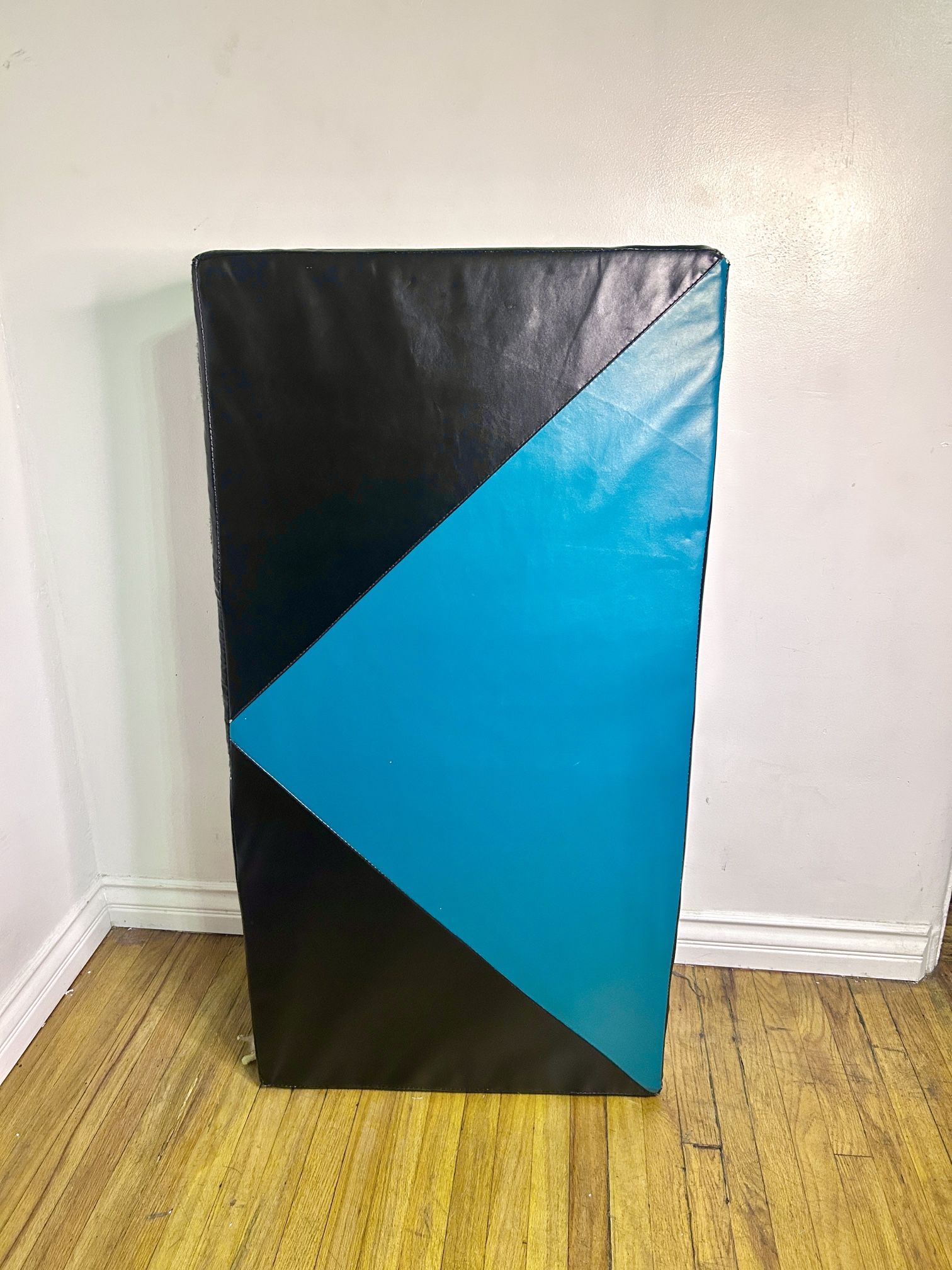 Ainfox 4'x10'x2" Gymnastics Gym Folding Exercise Aerobics Mats Stretching Yoga (Black and Green