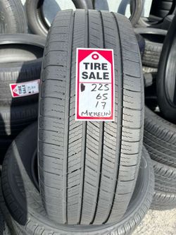 225-65-17 Michelin Defender Full Used Tire Set $240 Free Mounting And Balancing