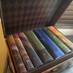 Harry Potter Special Edition Paperback Boxed Set: Books 1-7