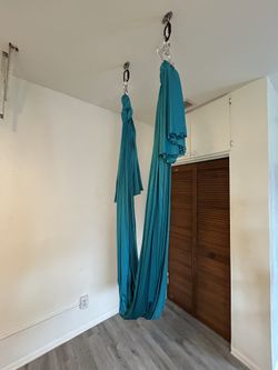 Teal Aerial Silk And Hardware