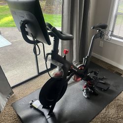 Original 22” Screen Peloton 