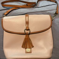 Dooney And Bourke Purse