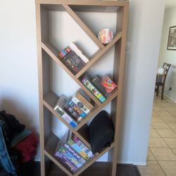 2 Bookshelves 