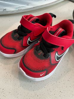 Baby shoes Nike size 6c