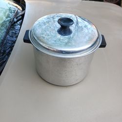 Soup Pot  $10