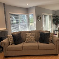 Sofa In Good Condition 