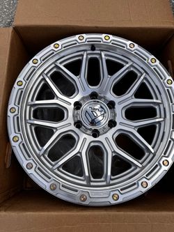 Fuel Off-Road Road Surge FC881 wheels
