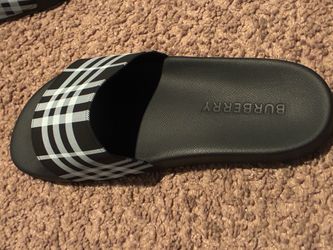 Black designer slides
