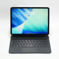 Apple iPad Pro 11" 2nd Gen 128GB Space Gray MY232LL/A w/ Apple Pencil & Magic Keyboard
