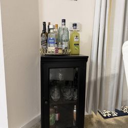 Win Bars And Ottomans 