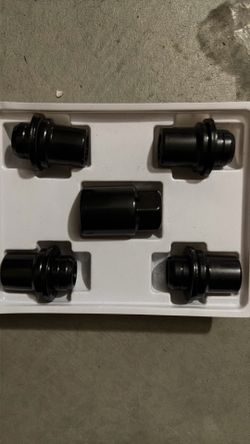 Wheel Lock Lug Nuts Set M12 x 1.5