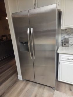 Frigidaire side by side