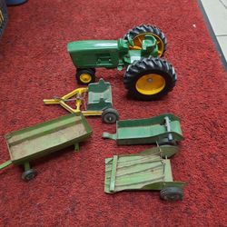 Antique Metal Farm Toy Lot Everything Pictured One Price 