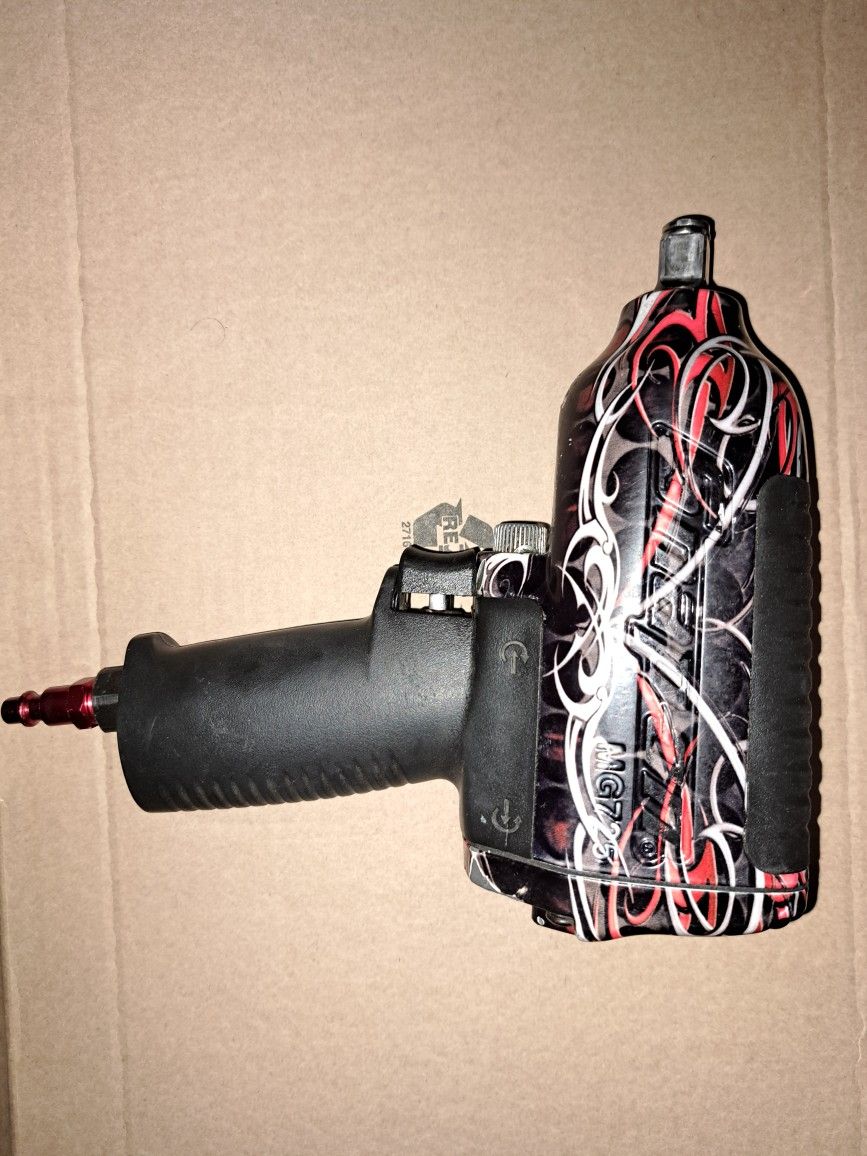 Snap On 1/2 impact Wrench MG725