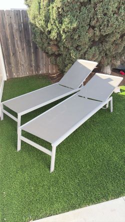 2 Tanning Chairs