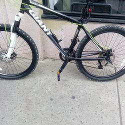 Giant Mountain Bike