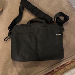 Incase 13” Laptop/tablet Bag 