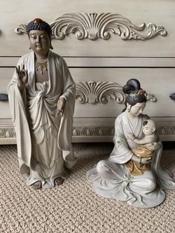 Chinese Porcelain Figurine