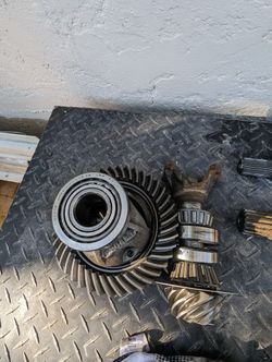 1 1 1 1 1995 Jeep YJ Front differential Gear Set Carrier Spider Gears 4.10 Gear Ratii