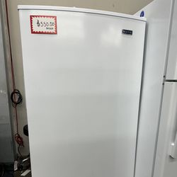 Maytag Upright Freezer 30in With Warranty We Are Located In The Blue Building 🟦