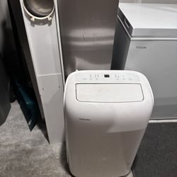 Toshiba 7000 BTU Portable Air Conditioner