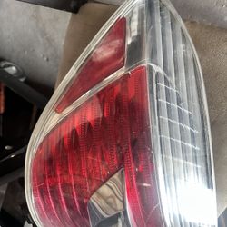 Highlander 2008 Driver Side Tail Light 
