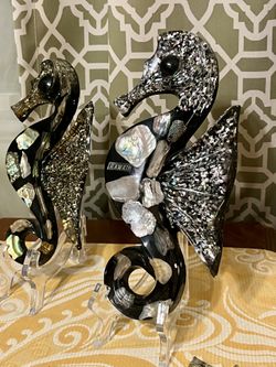 MCM Set of 4 Lucite Seahorses 