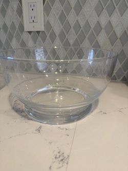 Large and small Clear Glass Serving Bowl Set of 4